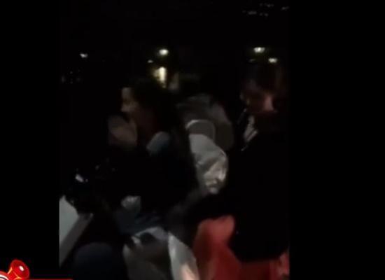 吃瓜群众的摔跤视频,吃瓜群众捕捉的惊险瞬间